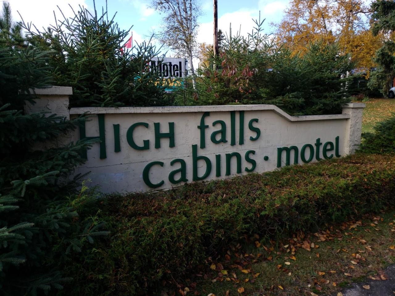 واوا High Falls Motel & Cabins المظهر الخارجي الصورة
